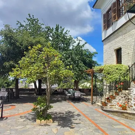 Archontiko Kantartzi מלון