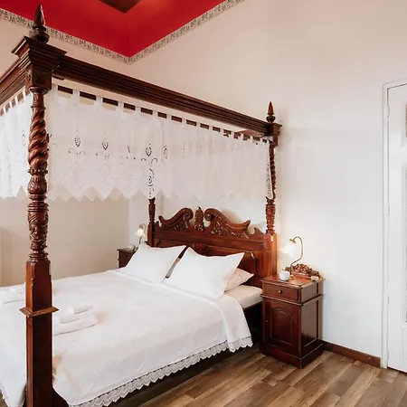 Hotel Archontiko Kantartzi 4*