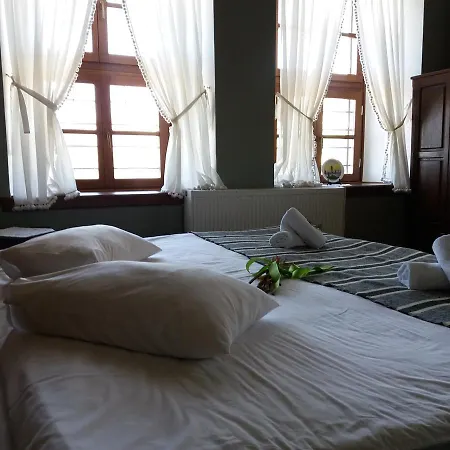 Archontiko Kantartzi 4* פורטאריה