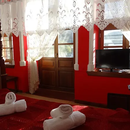 Archontiko Kantartzi מלון