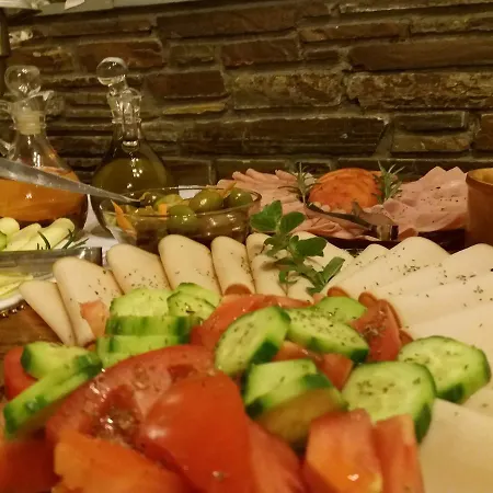 Archontiko Kantartzi מלון 4*